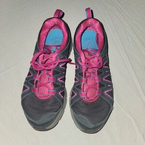 Women's Nike Alvord 10 Running Shoes - Pink and Black Size 8